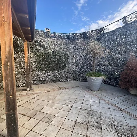 Moon Flat 아파트 *