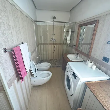 アパート Moon Flat ティラナ