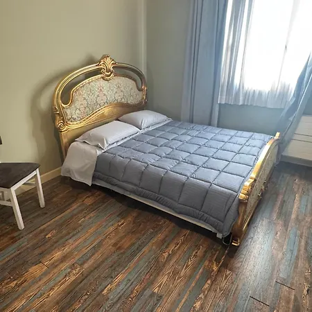 Apartment Golden Attico Blloku Tirana