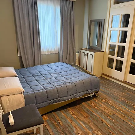 Apartamento Golden Attico Blloku *